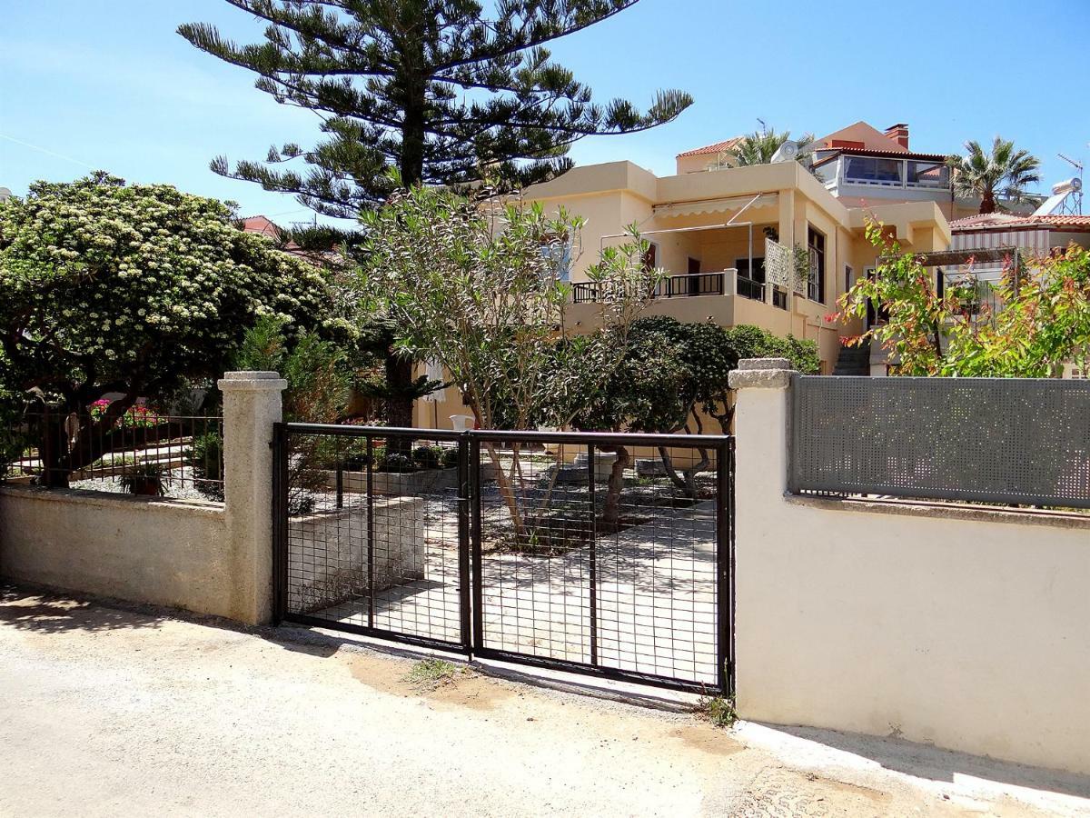 Apartment By The Sea Kato Daratso Exterior photo